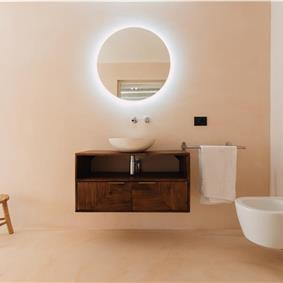 3 bedroom villa with heated pool in Noto, sleeps 6